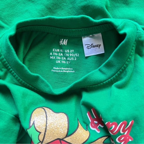 H&M Minnie Mouse & Figaro Happy Holidays Christmas Green Graphic T Shirt Size 2T - Picture 4 of 5